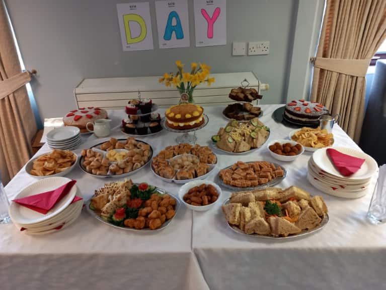 The team at Rockliﬀe Court invited the community and local councillors for refreshments and snacks.